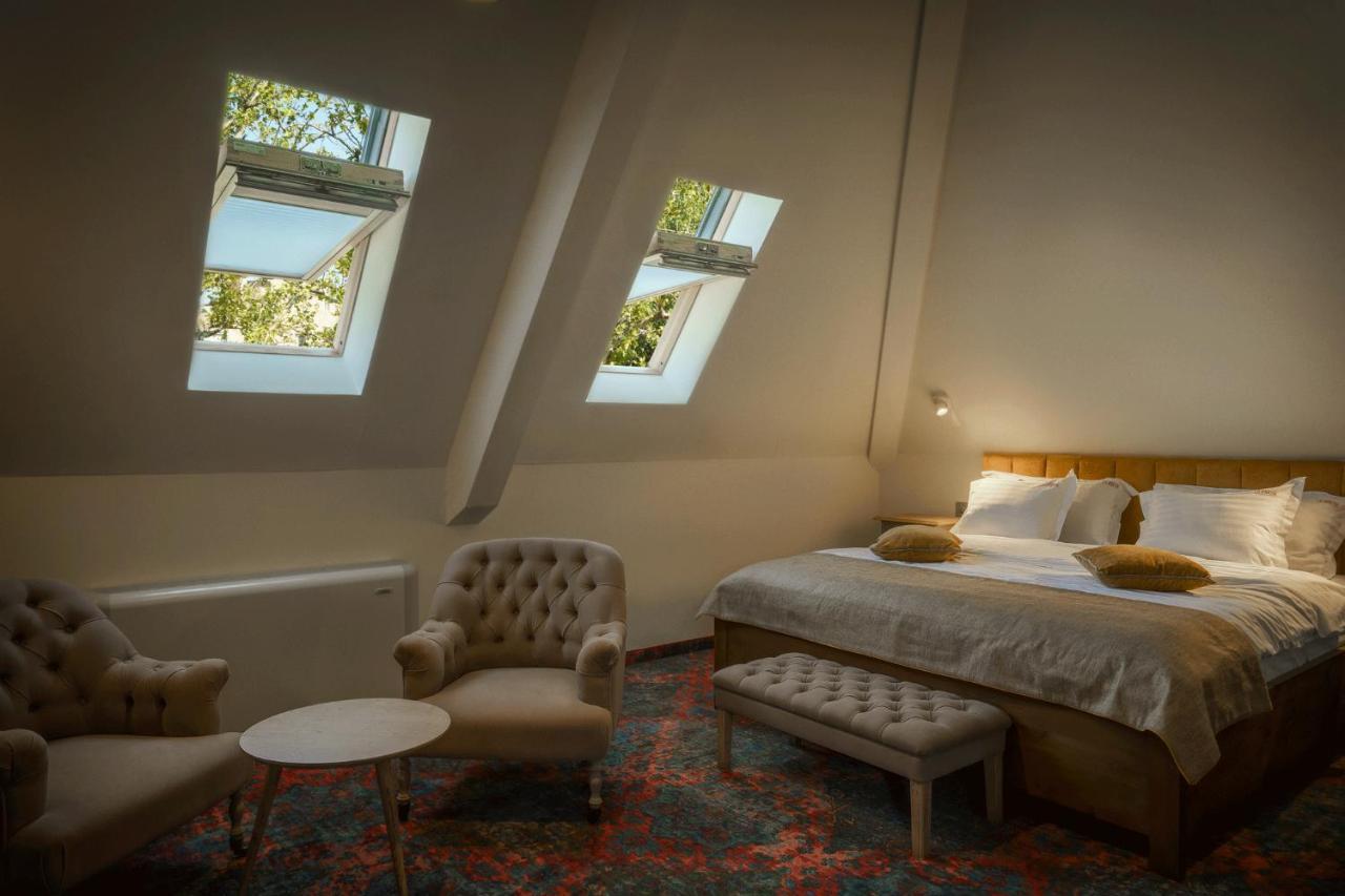La Boheme Boutique Casa Soare Hotel Boekarest Buitenkant foto