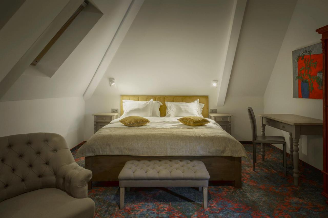 La Boheme Boutique Casa Soare Hotel Boekarest Buitenkant foto